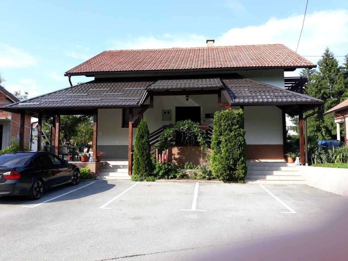 House Zlatko Guest House Seliste Dreznicko Exterior photo
