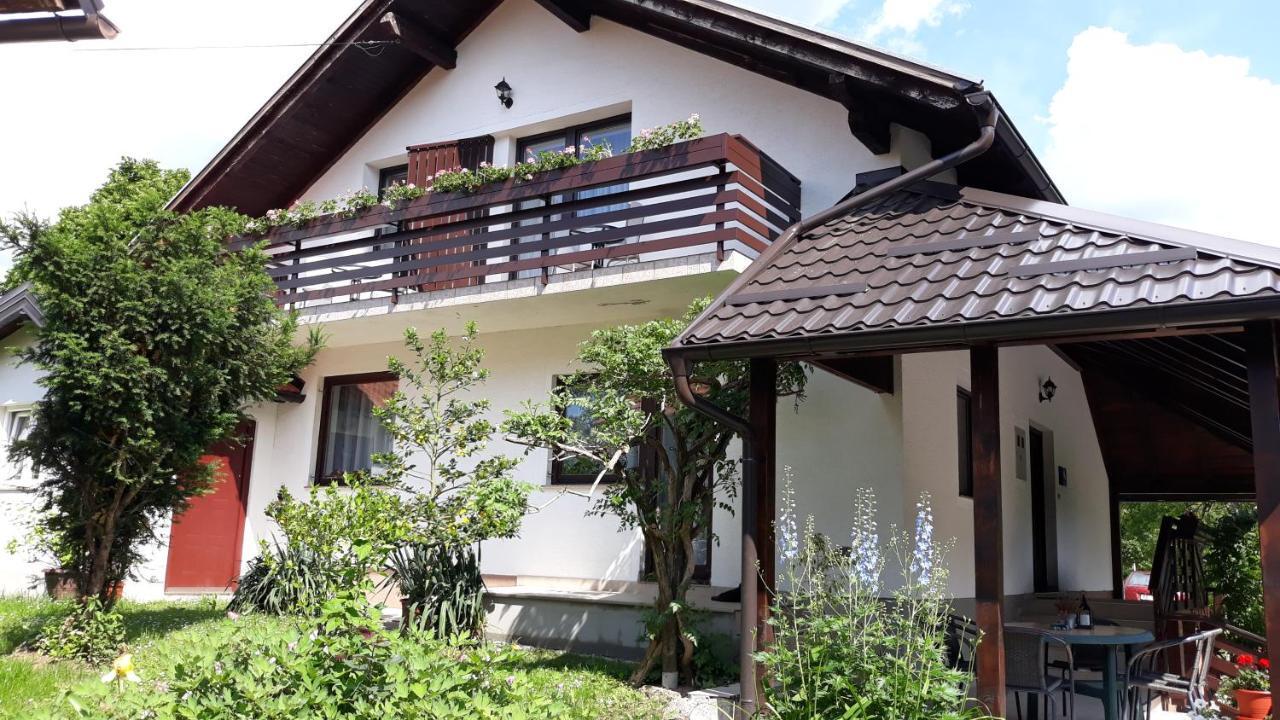 House Zlatko Guest House Seliste Dreznicko Exterior photo